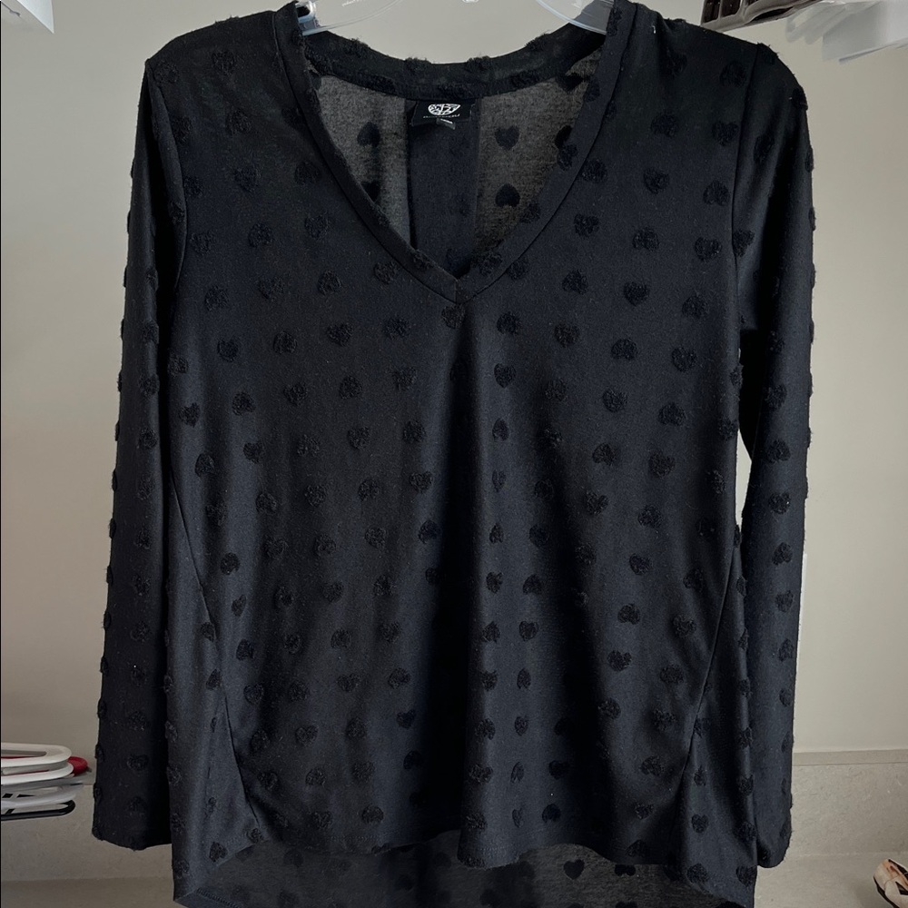 Bobeau Black Textured Long Sleeve Top